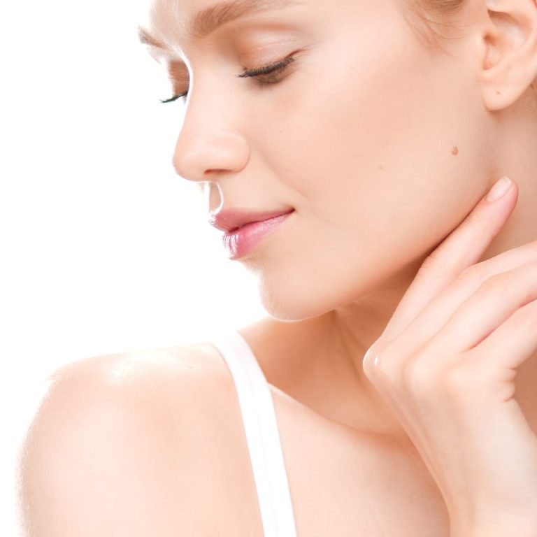 Young,Gorgeous,Caucasian,Woman,With,Golden,Hair,In,White,Crop